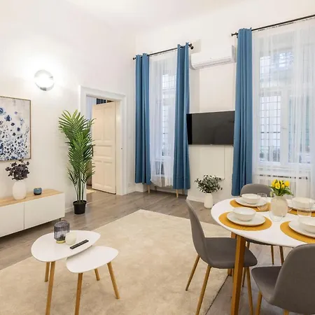 Deluxe & Cozy Dream Home In The Heart Of בודפשט מראה חיצוני תמונה